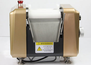 Máquina de trituração do rolo triplicar-se do moinho de bola da escala de laboratório da pintura/tinta/pigmento